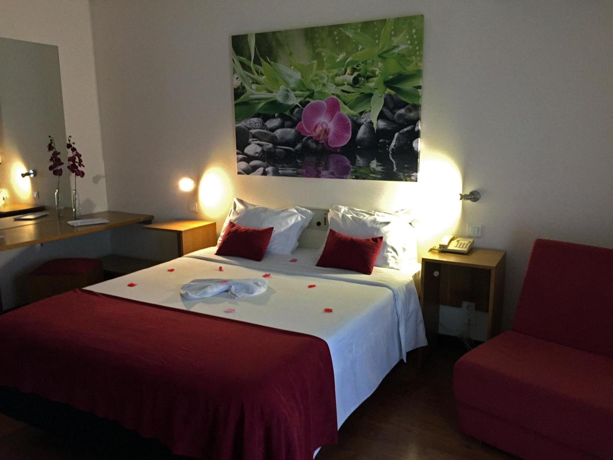 Hotel Eco Salvador Geres Εξωτερικό φωτογραφία