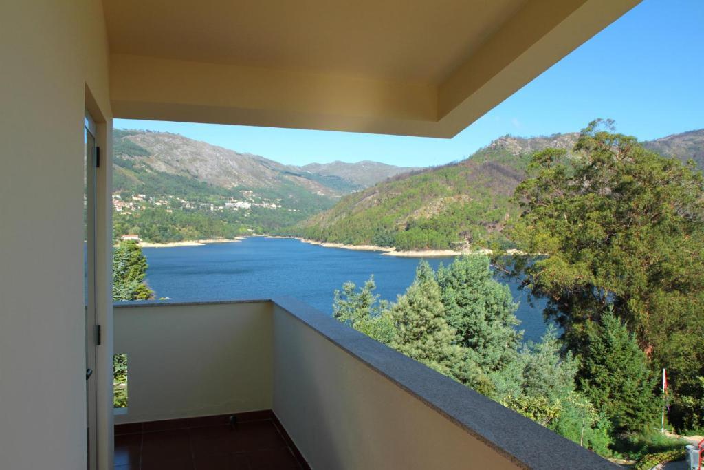 Hotel Eco Salvador Geres Εξωτερικό φωτογραφία